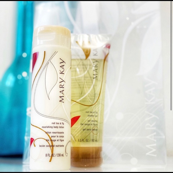 Mary Kay Other - 🎊💥💥Mary Kay Set Red Tea Fig Body Lotion & shower gel